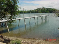 Bridge to floating docks